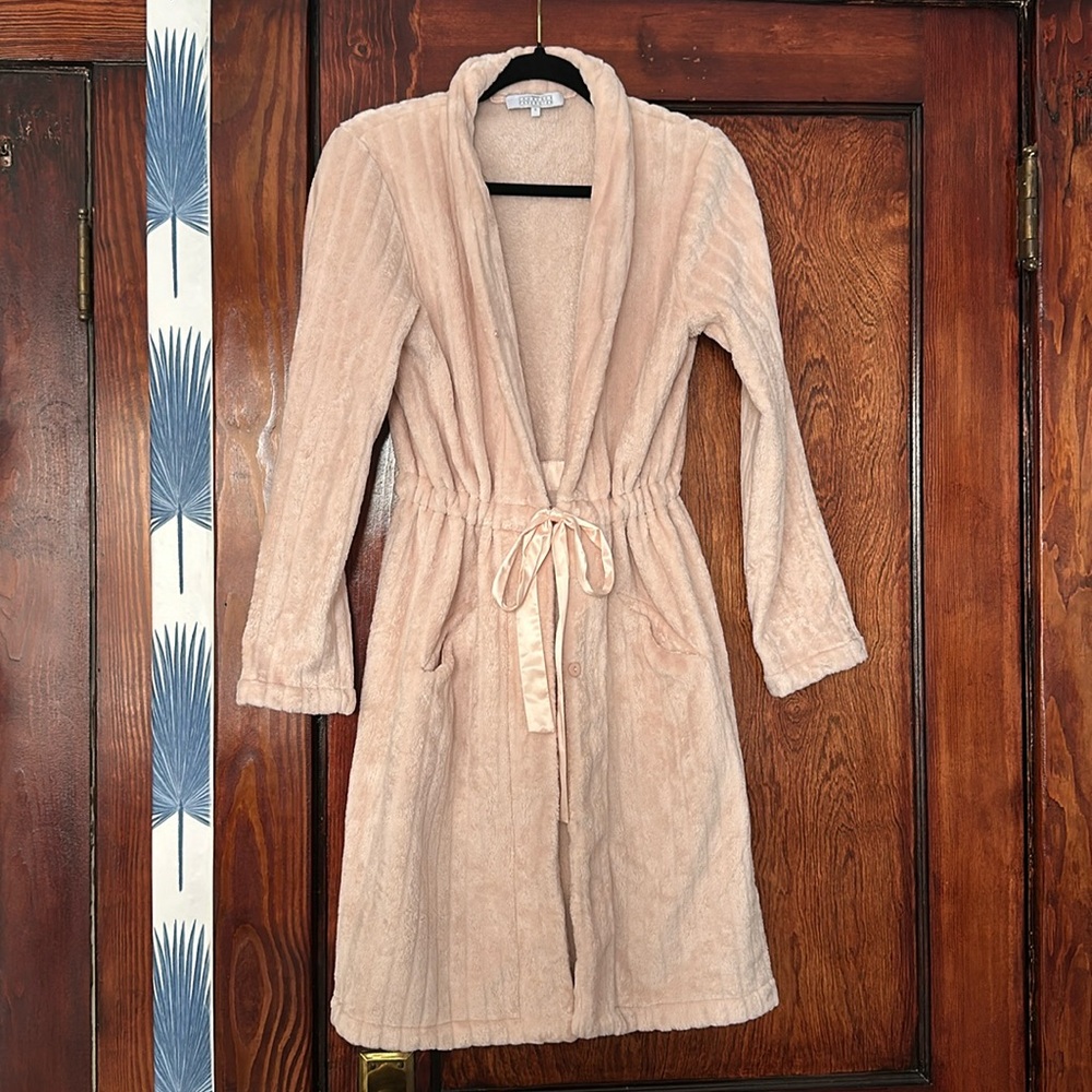 Laurence Tavernier fluffy robe